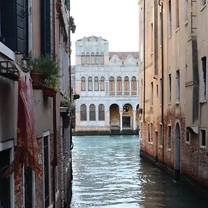 Pensión Ca' Piasentin, Venecia